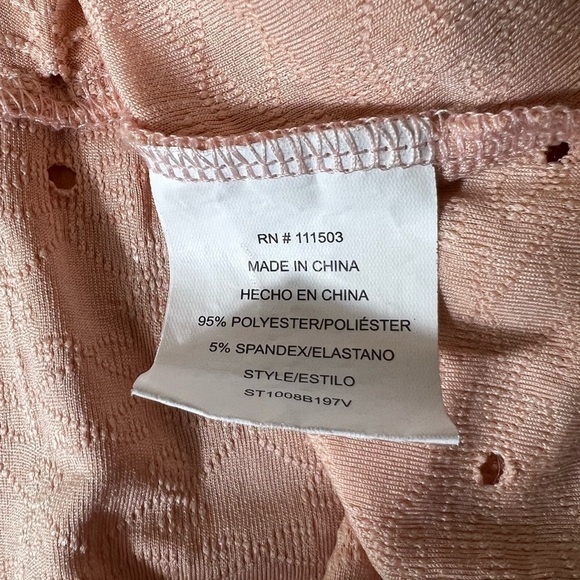 SALA la fille peach eyelet top size M - Picture 4 of 4